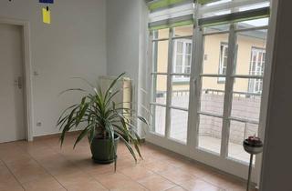 Wohnung mieten in Tribseer Straße 25c, 18439 Altstadt, Helle 2-Zimmer-Wohnung mit Balkon im 2. OG in Stralsund-Altstadt