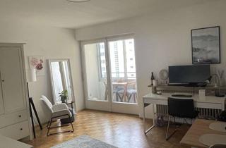 Wohnung mieten in 86153 Innenstadt, Helles Einzimmer-Apartment mit Loggia und Einbauküche in der Augsburger Innenstadt