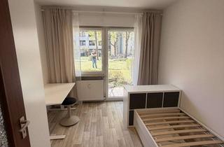 Wohnung mieten in Prinz-Rupprecht-Straße, 93053 Kasernenviertel, Möbliertes 1-Zimmer-Apartment mit Terrasse (nur Studenten/Azubis/Schüler)