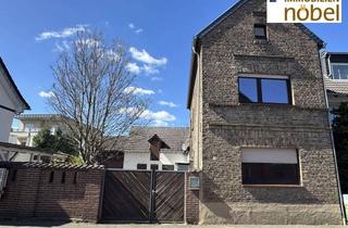 Bauernhaus kaufen in 53844 Troisdorf, Ehemaliger Bauernhof, solides Backsteinhaus mit großzügigem Gartengrundstück!