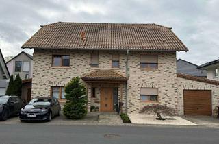 Haus kaufen in Sophie-Scholl-Straße 20, 52351 Düren, Voll vermietetes 3-Familienhaus mit 274 m², Garten, Terrassen, Balkone, Garagen & Stellplätzen