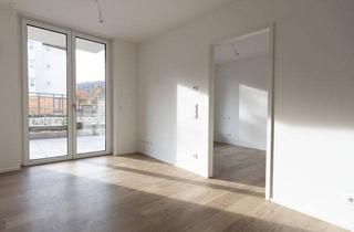 Wohnung mieten in Tschaikowskistraße, 07548 Gera, Wunderschöne Service-Wohnung mit Westterrasse zum begrünten Innenhof | EBK | Pflegedienst im EG | TG