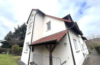 Wohnung kaufen in 96515 Sonneberg, Attraktive 3-Zimmer-Maisonette-Wohnung mit Balkon und 2 Stellplätzen in Sonneberg-Steinbach!