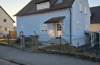 Haus kaufen in 93133 Burglengenfeld, Burglengenfeld - Verkauf Zweifamilienhaus in attraktiver Lage von Burglengenfeld