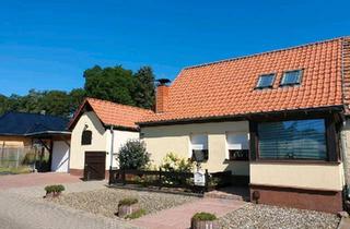 Reihenhaus kaufen in 14641 Nauen, Nauen - Charmante Doppelhaushälfte im Grünen 4,5 Zimmer