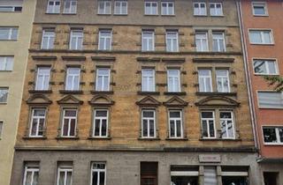 Wohnung kaufen in 70176 Stuttgart, Stuttgart - Stilvolle 2,5-Zi-DG-Eigentumswohnung im Herzen von Stuttgart West
