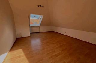 Wohnung kaufen in 91054 Buckenhof, Buckenhof - Zentrale 3,5 Zimmerwohnung auf 2 Ebenen, 2 Bäder, TG in ERLANGEN