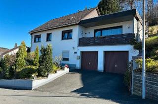 Einfamilienhaus kaufen in 35683 Dillenburg, Dillenburg - Großzügiges Einfamilienhaus in Dillenburg zu verkaufen