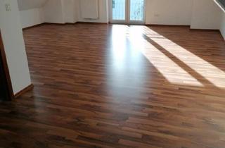 Wohnung kaufen in 96103 Hallstadt, Hallstadt - Gut gepflegte 4 Zimmer Eigentumswohnung in Hallstadt zu verkaufen