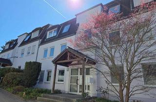 Wohnung kaufen in 59439 Holzwickede, Gepflegte Dreizimmerwohnung mit großem Balkon in Holzwickede!