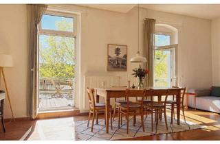 Wohnung kaufen in 10249 Friedrichshain, Stilvolles Wohnen in Friedrichshain: Helle Altbauwohnung mit einzigartiger Südterrasse