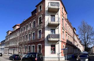 Wohnung kaufen in 08056 Zwickau, Charmante 3-Zimmer-Wohnung mit Südwest-Balkon in ruhiger, zentrumsnaher Lage in Zwickau