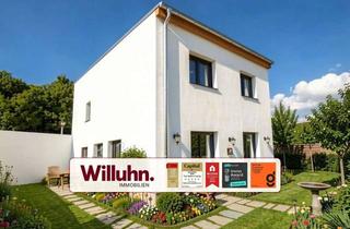 Wohnung kaufen in 04600 Altenburg, Stadthaus in Traumlage, KFW 55 EE, Dachboden, Südausrichtung