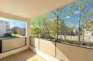 Wohnung kaufen in Heinrich-Heine-Straße, 82152 Planegg, Helle 2-Zimmer-Wohnung in Planegg mit Balkon und optimaler Verkehrsanbindung