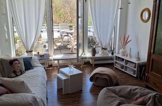 Wohnung kaufen in 65817 Eppstein, Ohne Maklerprovision - Gut vermietete Kapitalanlage: 3-Zimmer Terrassenwohnung mit 2 Stellplätzen