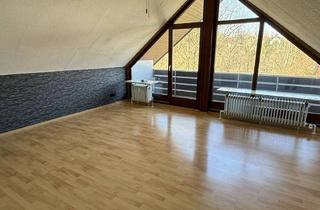 Wohnung kaufen in 74541 Vellberg, Schöne 3-Zimmer-Wohnung mit Balkon und Einzelgarage
