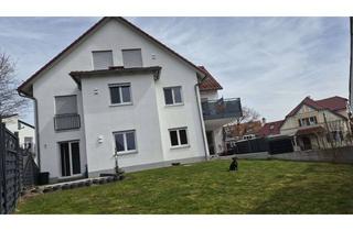 Wohnung kaufen in Bgm-Rohrmüllerstr 19, 86554 Pöttmes, Neuwertige 2-Zimmer Erdgeschosswohnung mit Terrasse in Pöttmes