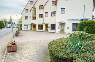 Wohnung kaufen in 09376 Oelsnitz, Vermietete Eigentumswohnung mit Balkon und Stellplatz in zentraler Lage von Oelsnitz nahe Stollberg