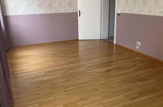 Wohnung mieten in 42117 Elberfeld, Große Wohnung mit Balkon und Küche Zentral nahe der Uni