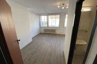 Wohnung mieten in Karl-Frowein-Str., 53115 Weststadt, Schönes Apartment optimal zentral nähe Viktoriabrücke (Weststadt/Altstadt)! Miniküche. Duschbad.