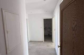 Wohnung mieten in Nievenheimer Straße 28, 41541 Dormagen, Frisch sanierte 3-Zimmer-Wohnung mit Balkon in Zons – ruhig, hell, ca. 67 m²