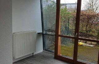 Wohnung mieten in Berliner Straße 54, 53859 Niederkassel, Helles EG-Appartement mit Terrasse & bodentiefen Fenstern in zentraler Lage von Niederkassel