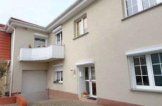 Wohnung mieten in 18273 Güstrow, Maisonettewohnung im Schweriner Viertel -324-