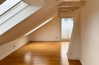 Wohnung mieten in Zelterstr. 14, 49076 Westerberg, Schöne 3 Zimmer DG-Wohnung mit EBK und Balkon am Westerberg