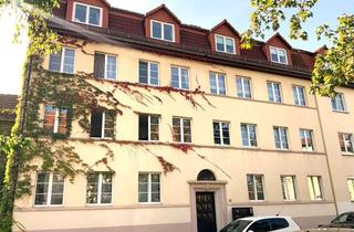 Wohnung mieten in Dölauer Straße 27, 06120 Kröllwitz, Charmante Erdgeschosswohnung mit Balkon in ruhiger Lage