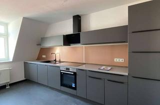 Wohnung mieten in Leipziger Straße 28, 08056 Zwickau, Tolle Dachgeschoss-Wohnung in Zentrumsnähe