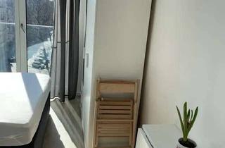 Wohnung mieten in Flughafenstraße 72, 12049 Neukölln, Moderne 1-Zimmer Wohnung im 5. OG in Berlin-Neukölln