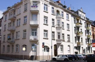 Wohnung mieten in Yorckstraße, 65195 Wiesbaden, Große helle 3 Zimmer Altbauwohnung, Erdgeschoss