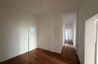 Wohnung mieten in 76135 Weststadt, 4-Zimmer Erdgeschosswohnung mit Balkon in Karlsruhe Weststadt