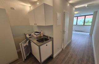 Wohnung mieten in August-Bebel-Straße 17 A, 01219 Strehlen, FRISCH RENOVIERT! SINGLE WOHNUNG IM ERDGESCHOSS