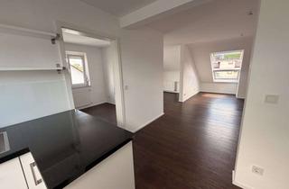Wohnung mieten in Rohrer Straße 106, 70771 Leinfelden-Echterdingen, 3,5-Zimmer Dachgeschosswohnung mit hochwertiger Küche - 2 Min. S-Bahn - 10 Min. Flughafen