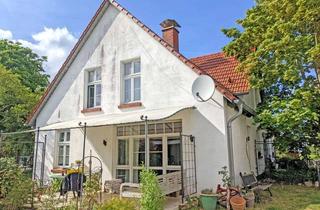 Mehrfamilienhaus kaufen in Morgenitzer Berg 20, 17429 Mellenthin, Vielseitiges Immobilienensemble mit Ein- und Mehrfamilienhaus sowie großer Scheune