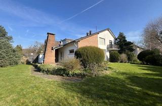 Einfamilienhaus kaufen in 51467 Bergisch Gladbach, Bergisch Gladbach - Hebborn: Freistehendes Einfamilienhaus in familienfreundlicher Lage