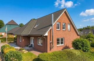 Haus kaufen in 24594 Hohenwestedt, Lichtdurchflutetes Familienglück: Repräsentatives Wohnen mit exklusiver Küche und grünem Garten