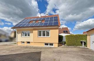 Einfamilienhaus kaufen in 73488 Ellenberg, Saniertes Einfamilienhaus mit Doppelgarage und Garten in Ellenberg