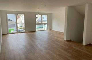 Reihenhaus kaufen in Wehratalstrasse 31c, 79664 Wehr, Sehr schönes Reihenhaus BJ24 - Massivbau - Wärmepumpe - PV - Garage - EBK