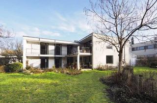 Einfamilienhaus kaufen in 66130 Saarbrücken, Bauhaus trifft Wohnkomfort – Saniertes Einfamilienhaus in begehrter Lage!