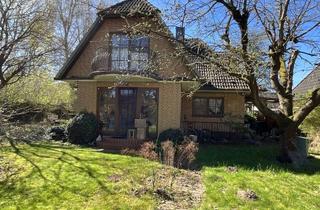 Einfamilienhaus kaufen in 23566 St. Gertrud, Großes Einfamilienhaus in Lübeck St. Gertrud - Erbbaurechtgrundstück