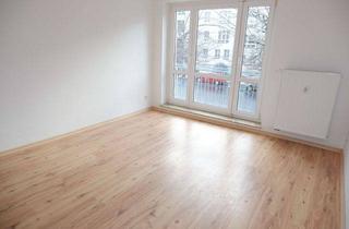 Wohnung mieten in Lutherstr. 32, 09126 Chemnitz, Inklusive EBK ! 2.OG-Bad mit Fenster !!! wg-geeignet - frei ab 1.7.26