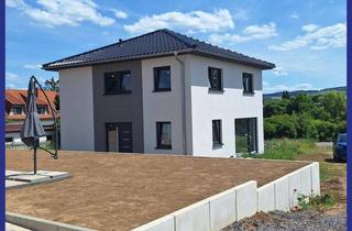 Einfamilienhaus kaufen in Ringstraße 12, 07381 Pößneck, - PROVISIONSFREI - Bezugsfertiges Einfamilienhaus inklusive Außenanlagen