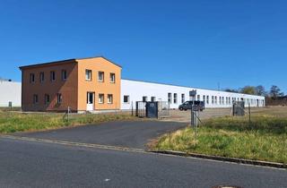 Gewerbeimmobilie kaufen in 01558 Großenhain, solide Gebäude für Gewerbe auf großem Grndstück