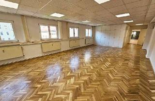 Büro zu mieten in 01796 Pirna, Diskrete Lage. Stark präsent // Altstadt-Büro mit Parkplatz
