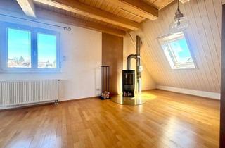 Wohnung kaufen in 71134 Aidlingen, Ankommen & Wohlfühlen: Lichtdurchflutete Maisonette mit Kamin, Westbalkon & Garagen-Stellplatz