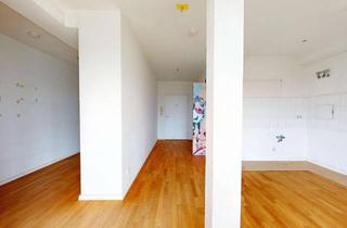 Wohnung kaufen in 12527 Grünau, Charmante 1-Zimmer-Dachgeschosswohnung mit Weitblick über einen grünen Park sowie die Dahme!