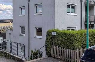 Wohnung kaufen in Meisenstraße, 42555 Velbert, Modernisierte 3-Zi.-ETW mit Balkon, TG & Einbauküche