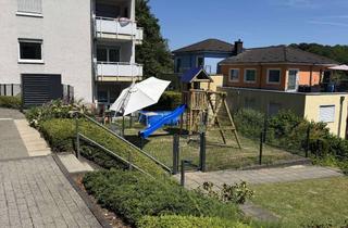 Wohnung kaufen in Meisenstraße, 42555 Velbert, Modernisierte 3-Zi.-ETW mit Balkon, TG & Einbauküche